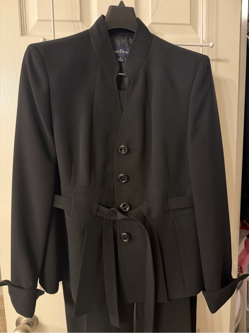 Evan Picone Black Tailored Button Suit with Waist Ties and Slacks - Picture 4 of 4